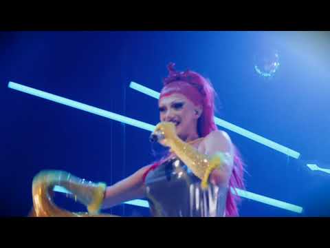 Video preview for Queenz - Drag Me To The Disco! from Youtube